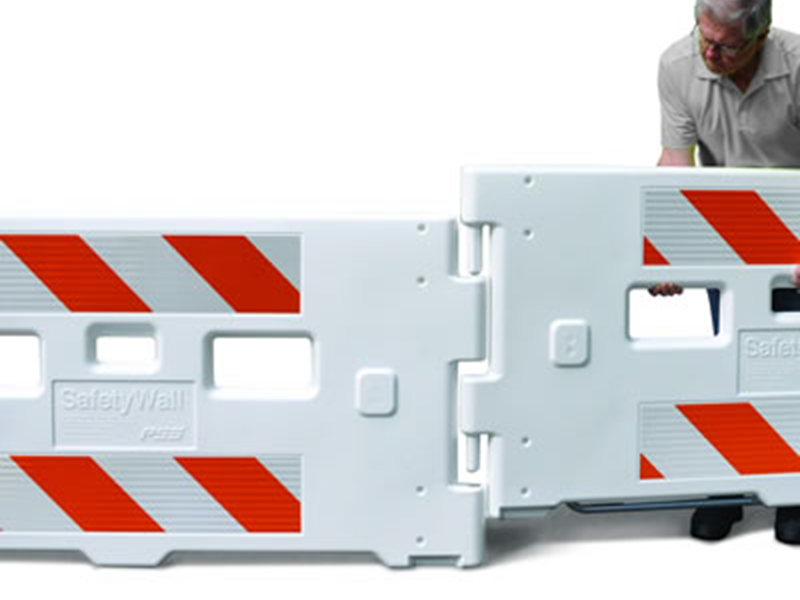  True?SafetyWall is an interlocking device: