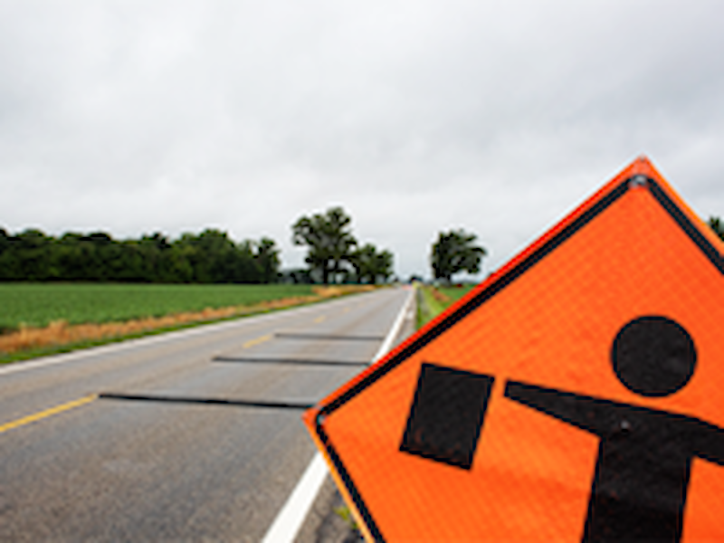 True?RoadQuake 2F Stays Put Under Highway Speeds: